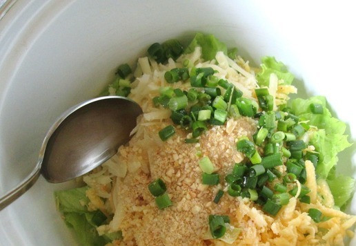 1. Этап. Салат с репой и сыром: Перемешать.