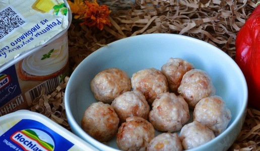 1. Этап. Тыквенный крем-суп с фрикадельками: Фрикадельки пока отложить.