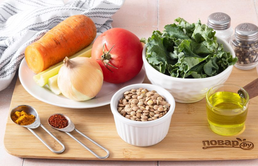 1. Этап. Суп с чечевицей: Подготовьте все ингредиенты.