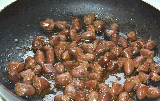 1. Этап. Куриные сердечки с медом: 9. Вот и все, куриные сердечки с медом готовы.