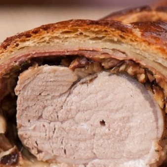 Мясо Веллингтон со свининой