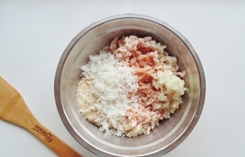 1. Этап. Голубцы по-польски: Добавьте отварной рис.