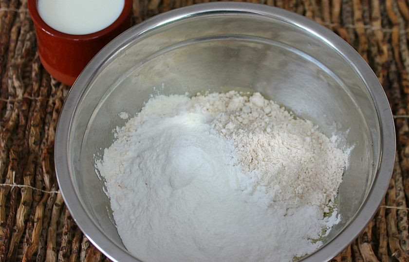 1. Этап. Блины скородумки: Добавляем крахмал.