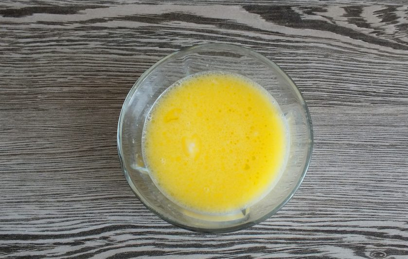 1. Этап. Повитица: Растопите 30 грамм сливочного масла.