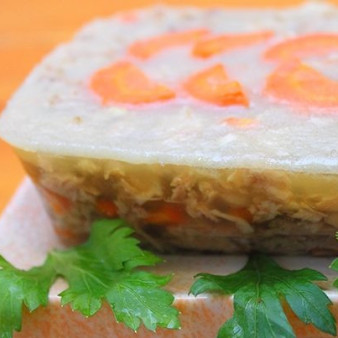 Куриный холодец в мультиварке редмонд