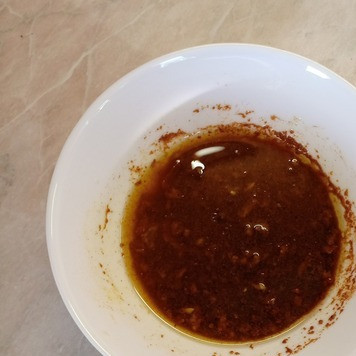 1. Этап. Курица, запеченная по-особому: Все хорошо перемешать и отставить в сторону.