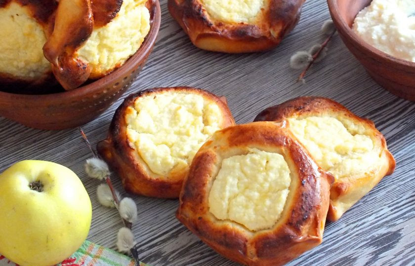 1. Этап. Дучмак с творогом: Дучмак можно подавать как чуть теплыми, так и полностью охлажденными. Приятного аппетита!