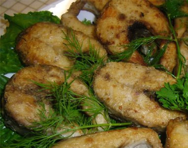 1. Этап. Щука на сковороде: 4. Готово! Можно подавать на стол, посыпав свежей зеленью, и приготовив какой-нибудь гарнир.