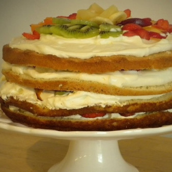 Бисквитно-фруктовый торт