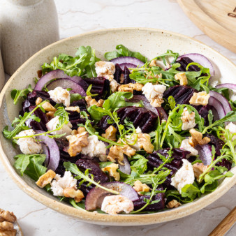 Салат со свеклой и сливочным сыром