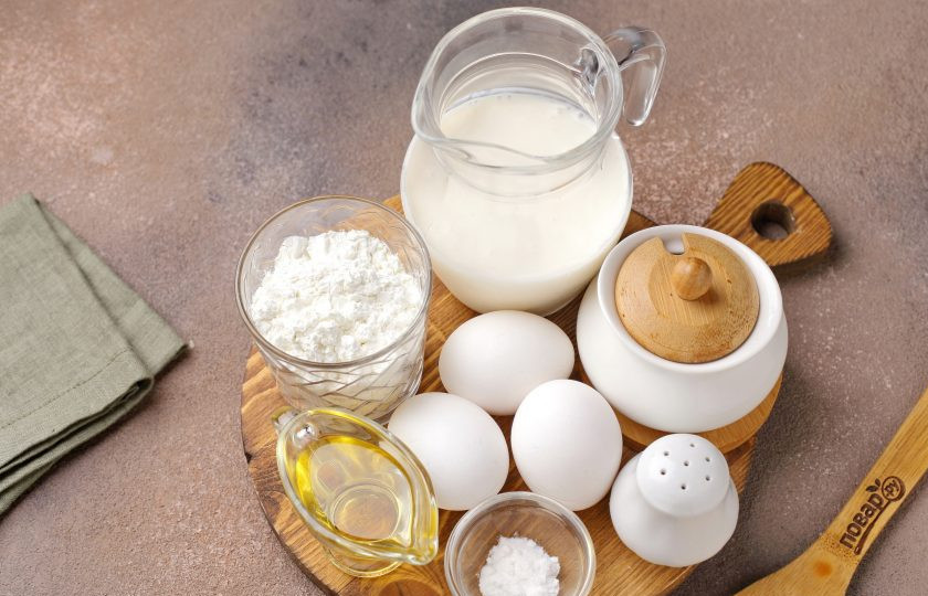 1. Этап. Блины на крахмале без муки: Подготовьте все ингредиенты.