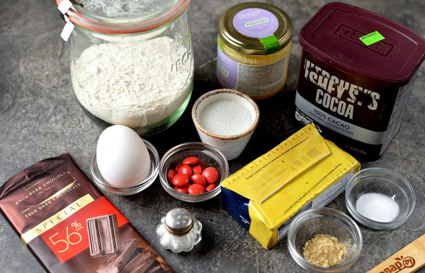 1. Этап. Печенье Новогодние олени: Подготовьте ингредиенты.