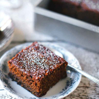 Постная коврижка с сухофруктами