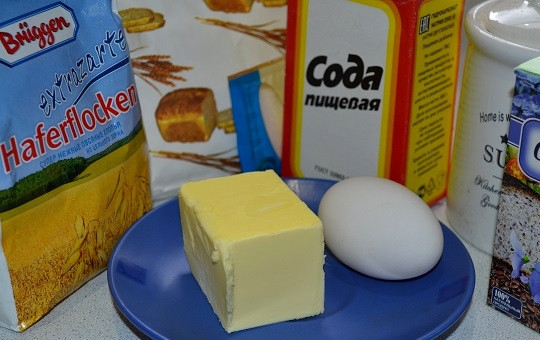 1. Этап. Овсяное печенье с льном: Подготовьте необходимые ингредиенты.