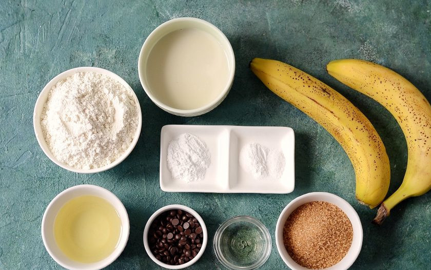 1. Этап. Банановый веганский хлеб: Подготовьте все ингредиенты.