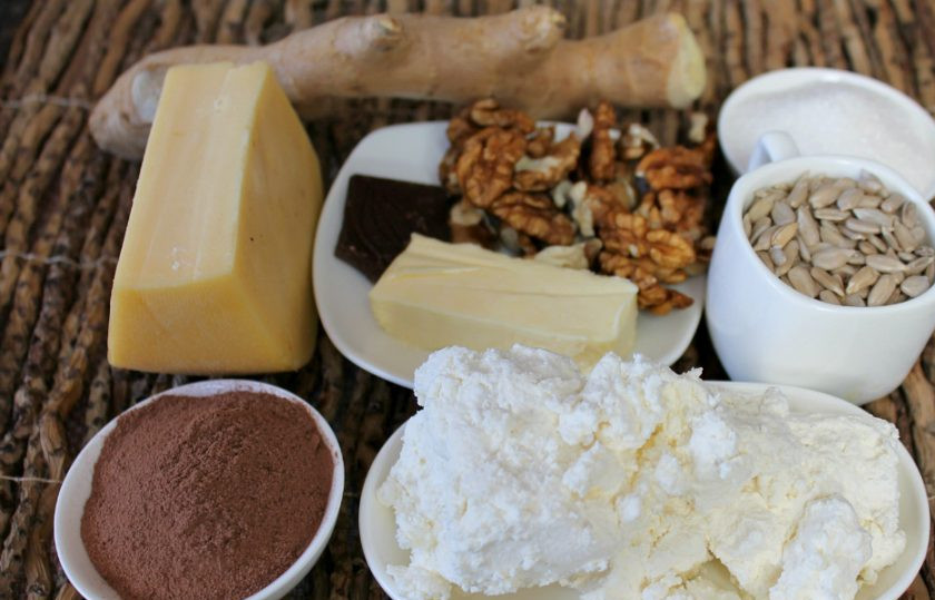 1. Этап. Сырные конфеты: Подготовим ингредиенты.