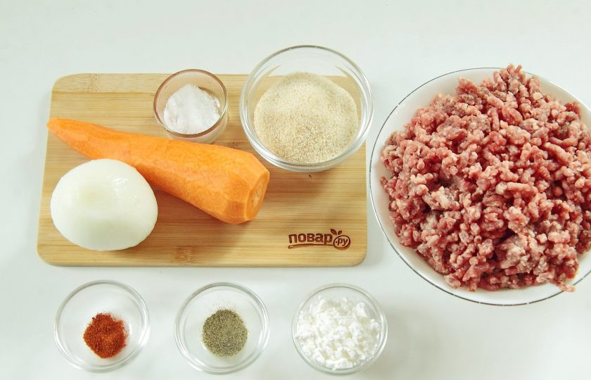 1. Этап. Зразы мясные с морковью: Подготовьте все ингредиенты.