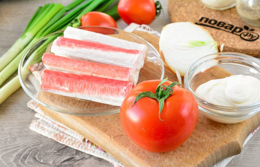 1. Этап. Салат Белое и красное: Подготовьте все ингредиенты для приготовления салата 