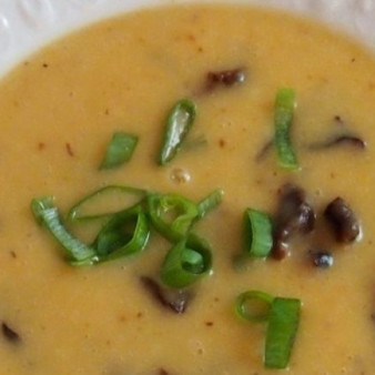 Фасолевый суп с черносливом