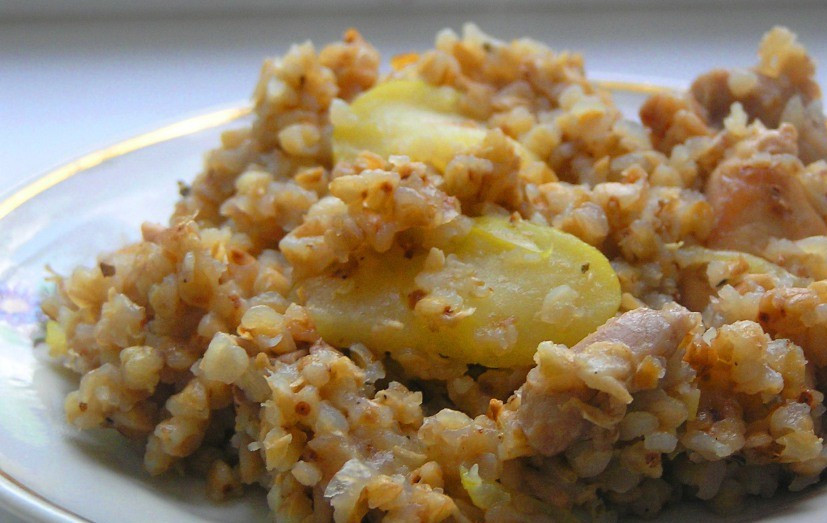 1. Этап. Гречневая каша с курицей: 4. Ну вот и все! Приятного аппетита!