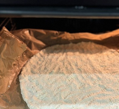 1. Этап. Творожная галета с белковой начинкой: И отправить в духовку на 15 минут при температуре 200 градусов