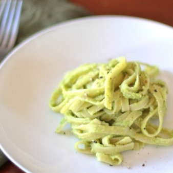 Фетуччини с авокадо