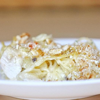 Куриный кассероль с лапшой