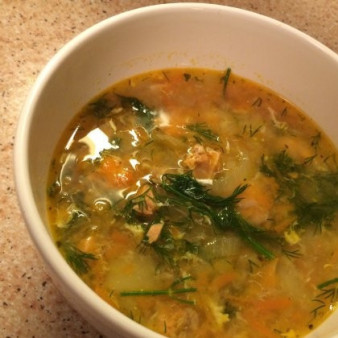 Рыбный суп из красной рыбы