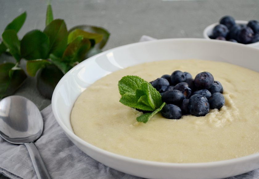 1. Этап. Манная каша на кокосовом молоке: Манная каша на кокосовом молоке готова, приятного аппетита!