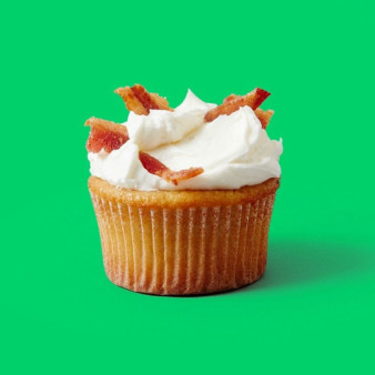 Maple Bacon Cream Cupcakes