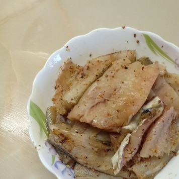 1. Этап. Минтай, запеченный в духовке: *