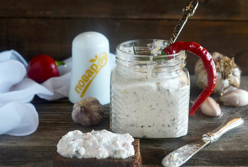 1. Этап. Рийет из горбуши: 4. Подавайте с хлебом или в качестве соуса. Приятного аппетита!