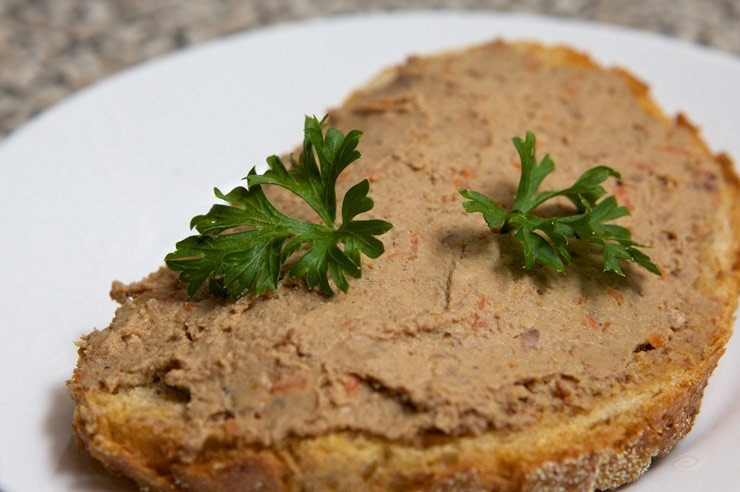 1. Этап. Паштет из куриной печени домашний: Полностью остудите блюдо и уберите в холодильник. Приятной дегустации!