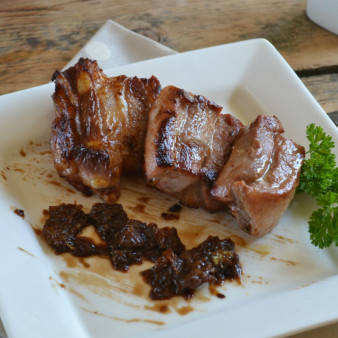 Мясо под сладким соусом