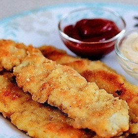 Куриные отбивные в сухарях