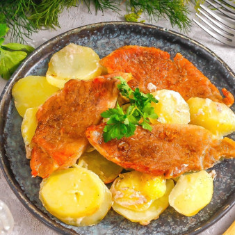 Картошка с мясом в духовке