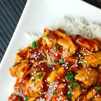 Куриная грудка в медово-чесночном соусе