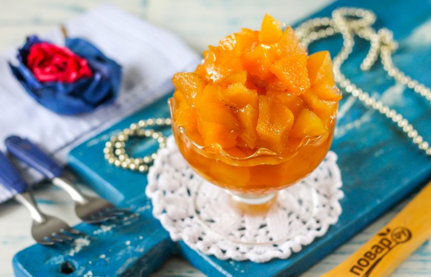 1. Этап. Варенье из японской айвы: Подавайте янтарное лакомство с любой выпечкой, не забывая про ароматный чай!