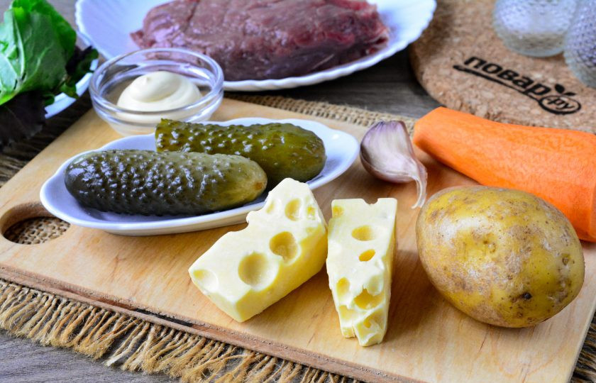 1. Этап. Салат Президент с мясом: Подготовьте продукты для приготовления салата 