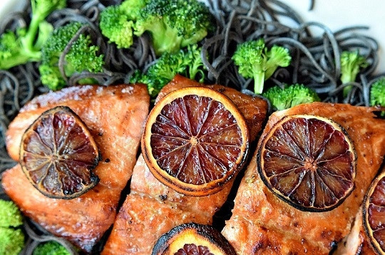 1. Этап. Семга в глазури из красного апельсина: 5. Приятного аппетита!