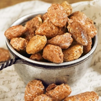 Жареный миндаль