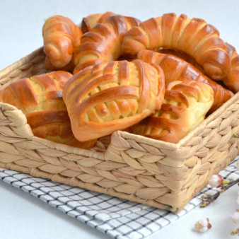 Бриошь с кремом Патисьер