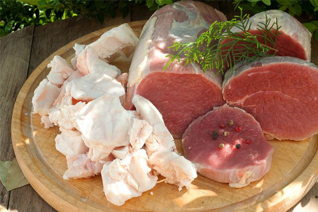 1. Этап. Люля-кебаб на костре: Приготовьте ингредиенты заранее.