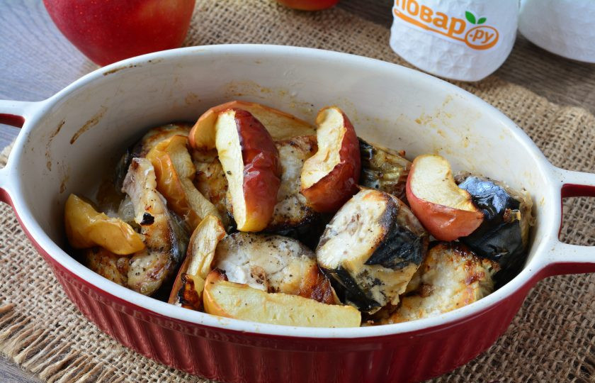 1. Этап. Скумбрия с яблоками запеченная в духовке: Приятного вам аппетита!