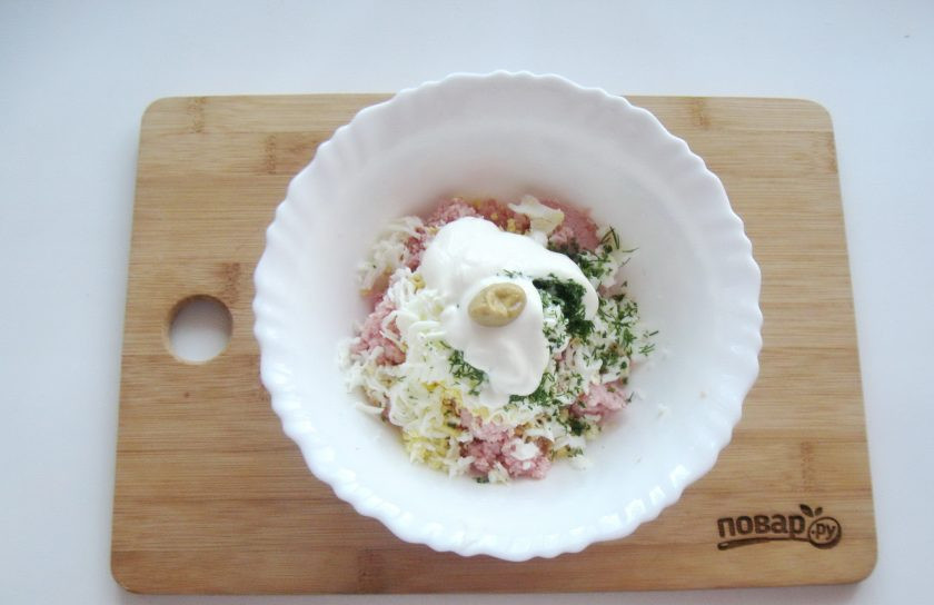 1. Этап. Паштет из ветчины: Добавьте горчицу по вкусу. Остроту её определяйте сами.
