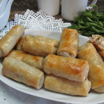 Пирожки из заварного теста с тунцом