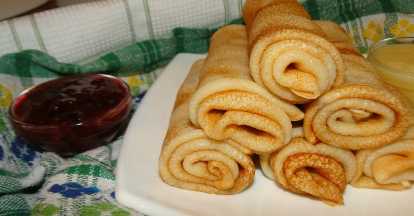 1. Этап. Блины на кефире и ряженке: 4. Вот и все! Приятного аппетита!