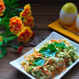 Салат с перцем и сыром