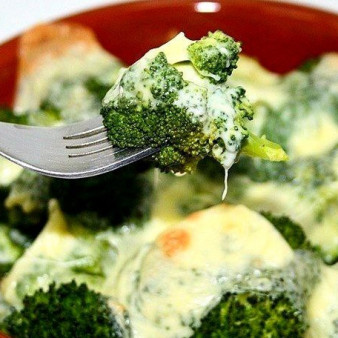 Брокколи с моцареллой