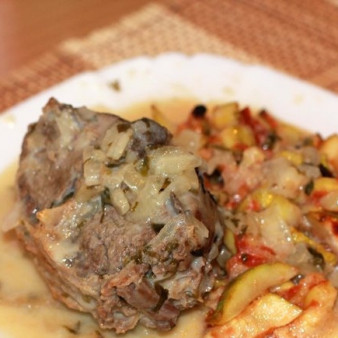 Козлятина в яично-лимонном соусе